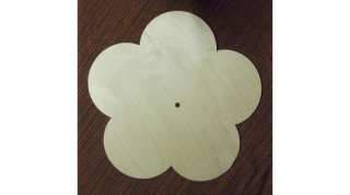 Podložka drevená k hodinám - kvet (240x5mm)